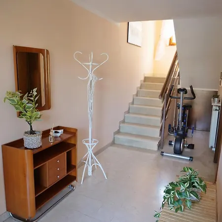 Giulietta-casa Con Giardino E Parcheggio Hébergement de vacances