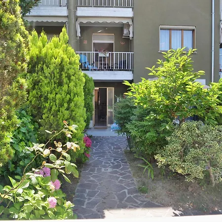 Giulietta-casa Con Giardino E Parcheggio Hébergement de vacances Grado