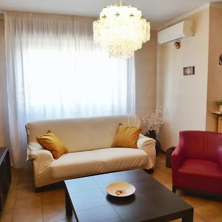 Hébergement de vacances Giulietta-casa Con Giardino E Parcheggio *