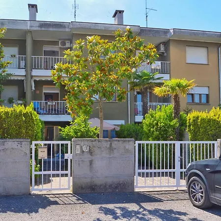 Hébergement de vacances Giulietta-casa Con Giardino E Parcheggio