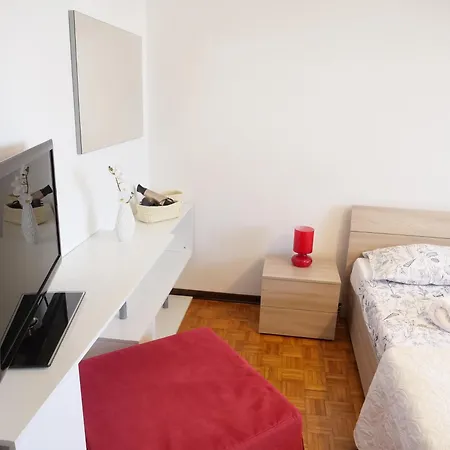 Giulietta-casa Con Giardino E Parcheggio Hébergement de vacances Grado