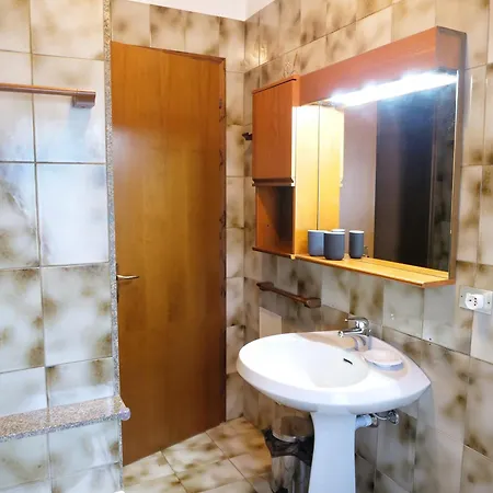 Giulietta-casa Con Giardino E Parcheggio * グラード